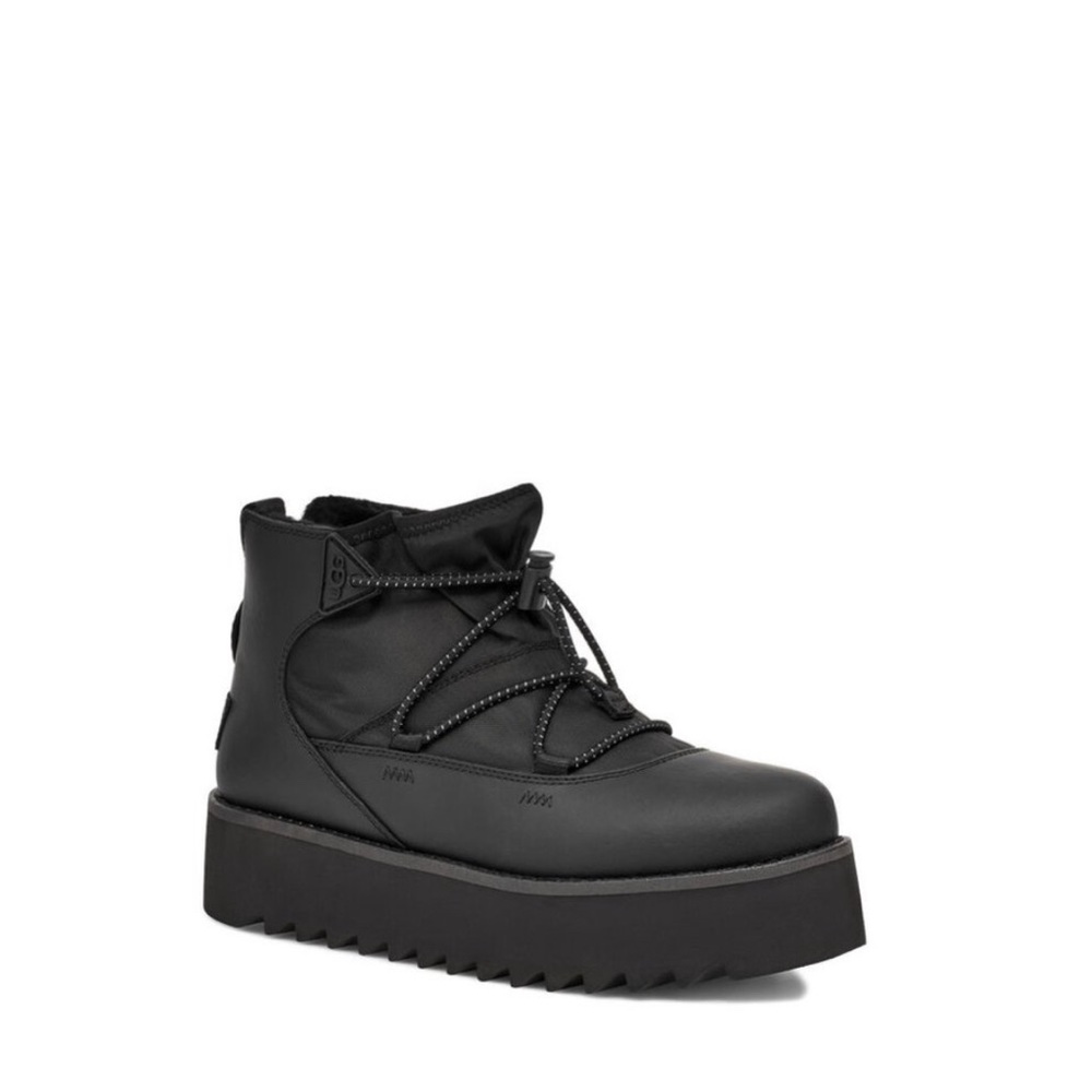 ‼️SOLD‼️BRAND NEW UGG Rise Toggle Ankle Boots